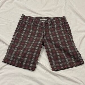 Vintage Abercrombie & Fitch New York Plaid Women's Bermudas Red and Gray size 4
